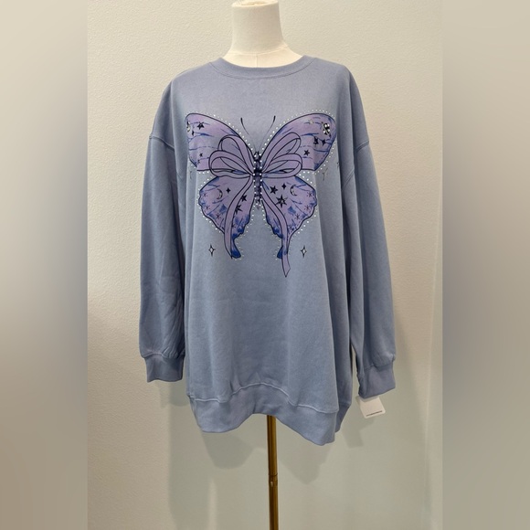 Rebellious One Size:3X Women  Long Sleeve Graphic Butterfly Sweatshirt - Picture 1 of 9